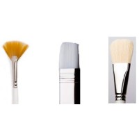 Aplicación con pinceles de cosmética para la higiene | VENDETTA